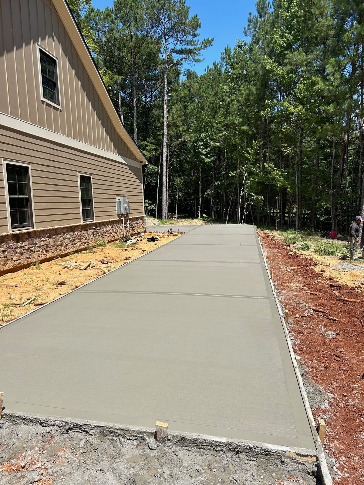 Driveways & Sidewalks thumbnail 3